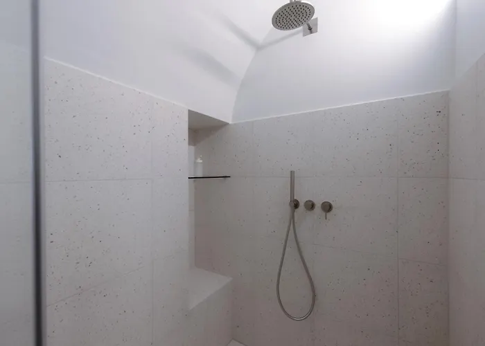 Alameda Terrace By Homing *