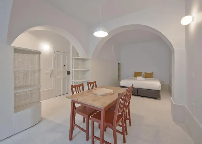 Alameda Terrace By Homing *