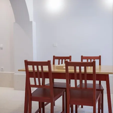 Alameda Terrace By Homing Apartment